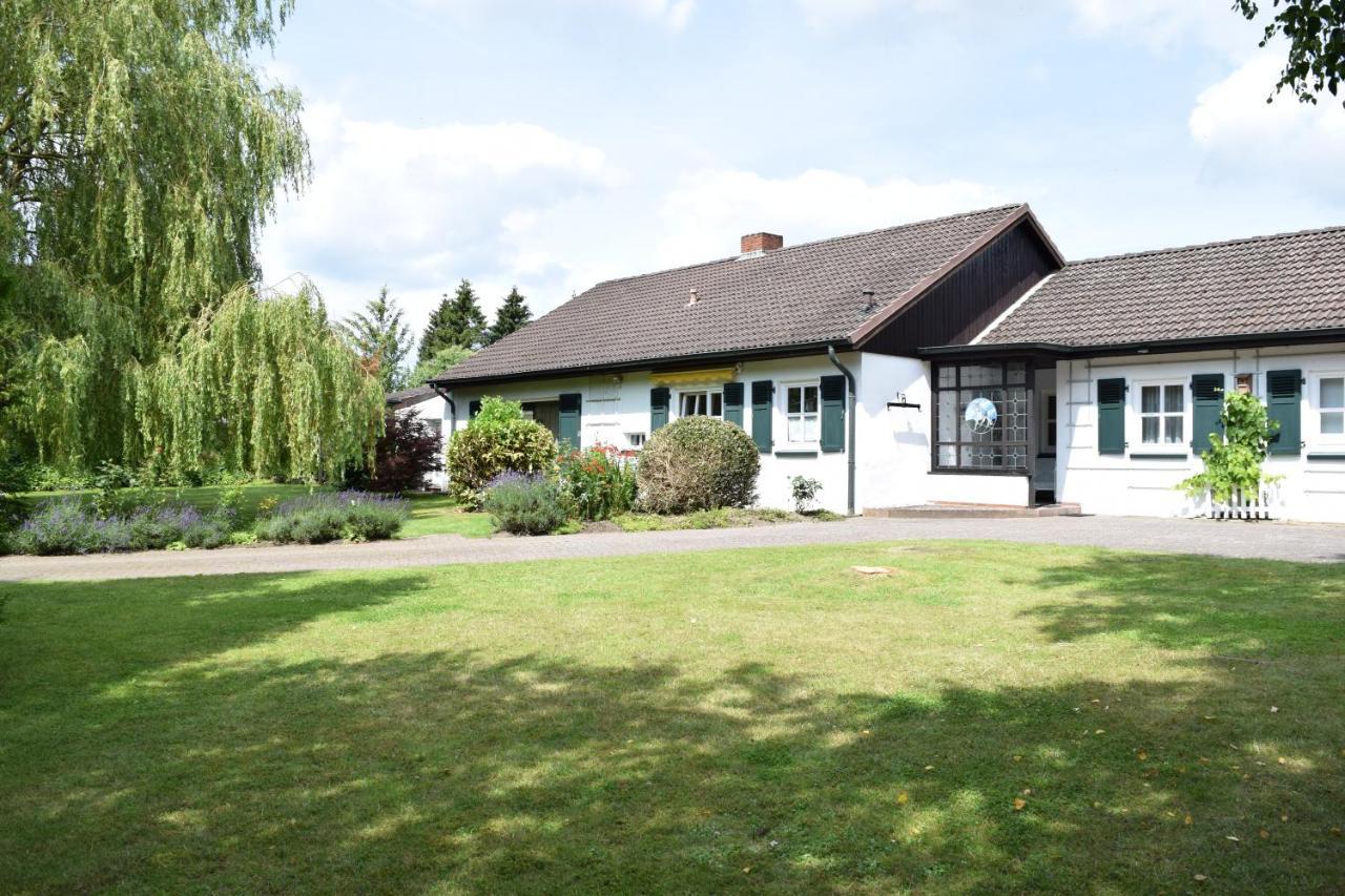 Landhaus Hideaway Mit Aussenpool, Sauna Und Kamin Bosau Exteriör bild