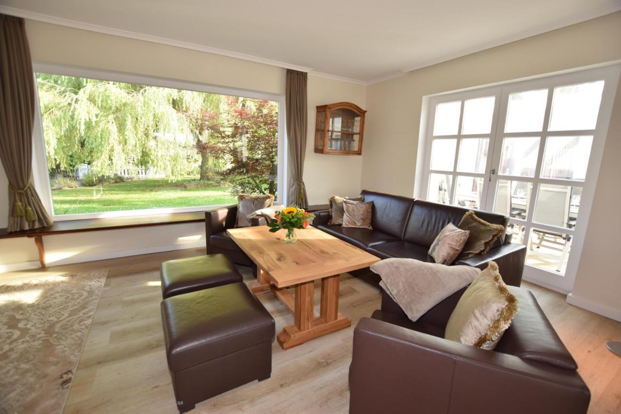 Landhaus Hideaway Mit Aussenpool, Sauna Und Kamin Bosau Exteriör bild